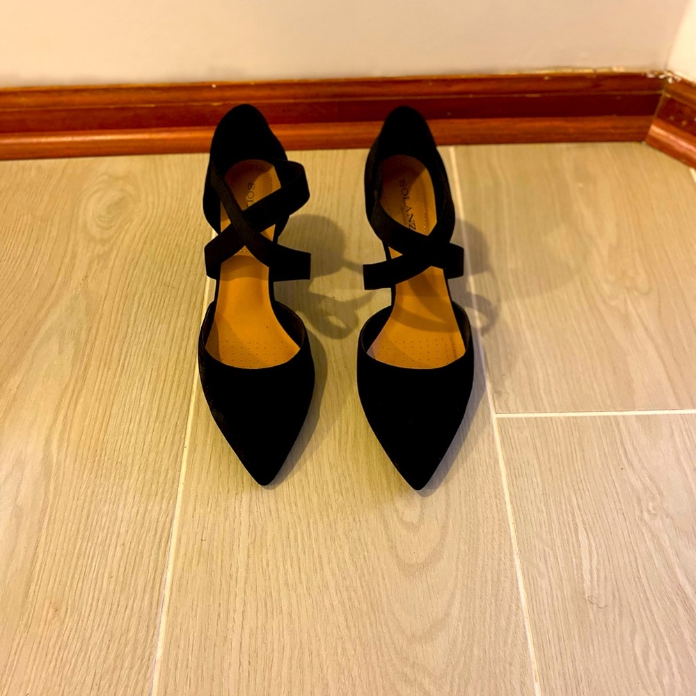 Solanz Black Suede Heels